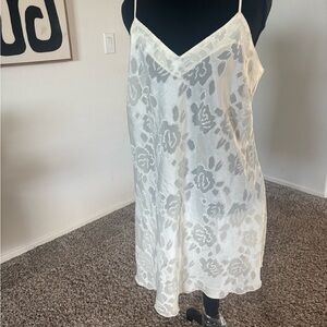 Victoria's Secret Cream Floral Lace Slip